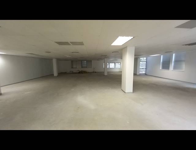 308M² OFFICE TO LET IN BRYANSTON